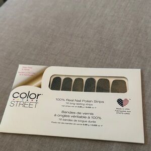 Color Street Gaelic Greenery Nail Strips